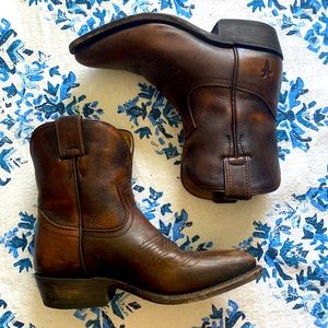 Frye Billy Short cowboy boots